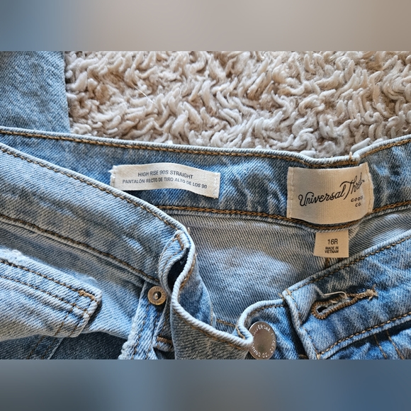 🆕️Universal Threads - Size 16 , 90s straight leg jeans - Picture 3 of 6